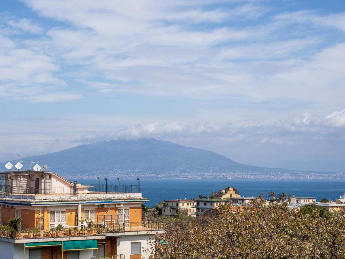 Yourhome - Corso Italia In Apartamento